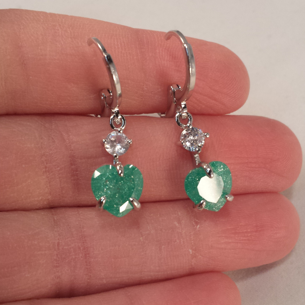 18K Gold Filled Cherry Green Heart Stone Earrings - Picture 3 of 4